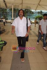 Mahesh Manjrekar of Mumbai heroes snapped in Mumbai Airport on 6th June 2011 (5).JPG
